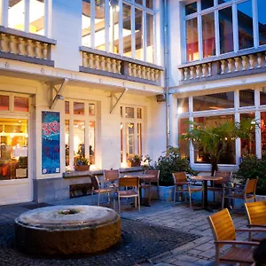  Auberge de jeunesse Jacques Brel Youth Belgique